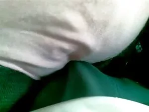 Jauh di cerita entot ...